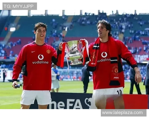 足球福星带你领略绿茵场上的传奇故事与精彩瞬间